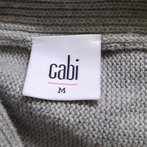 Cabi Grey Vneckline Cable Knit Long Sleeve Oversized Side Slit Sweater Size M - Picture 3 of 9